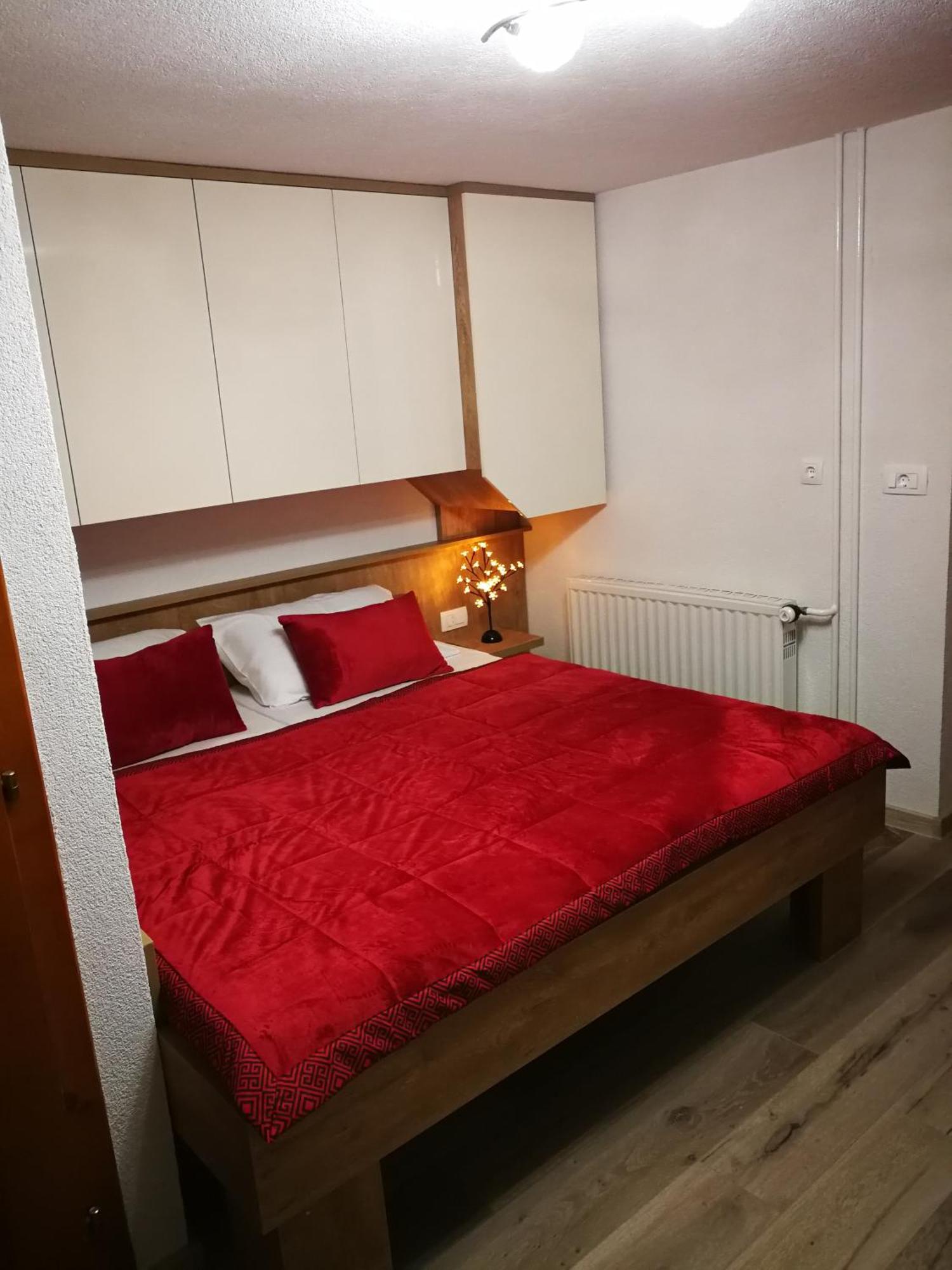 Hotel Ekoturizem Vizencar à Cerklje na Gorenjskem Extérieur photo