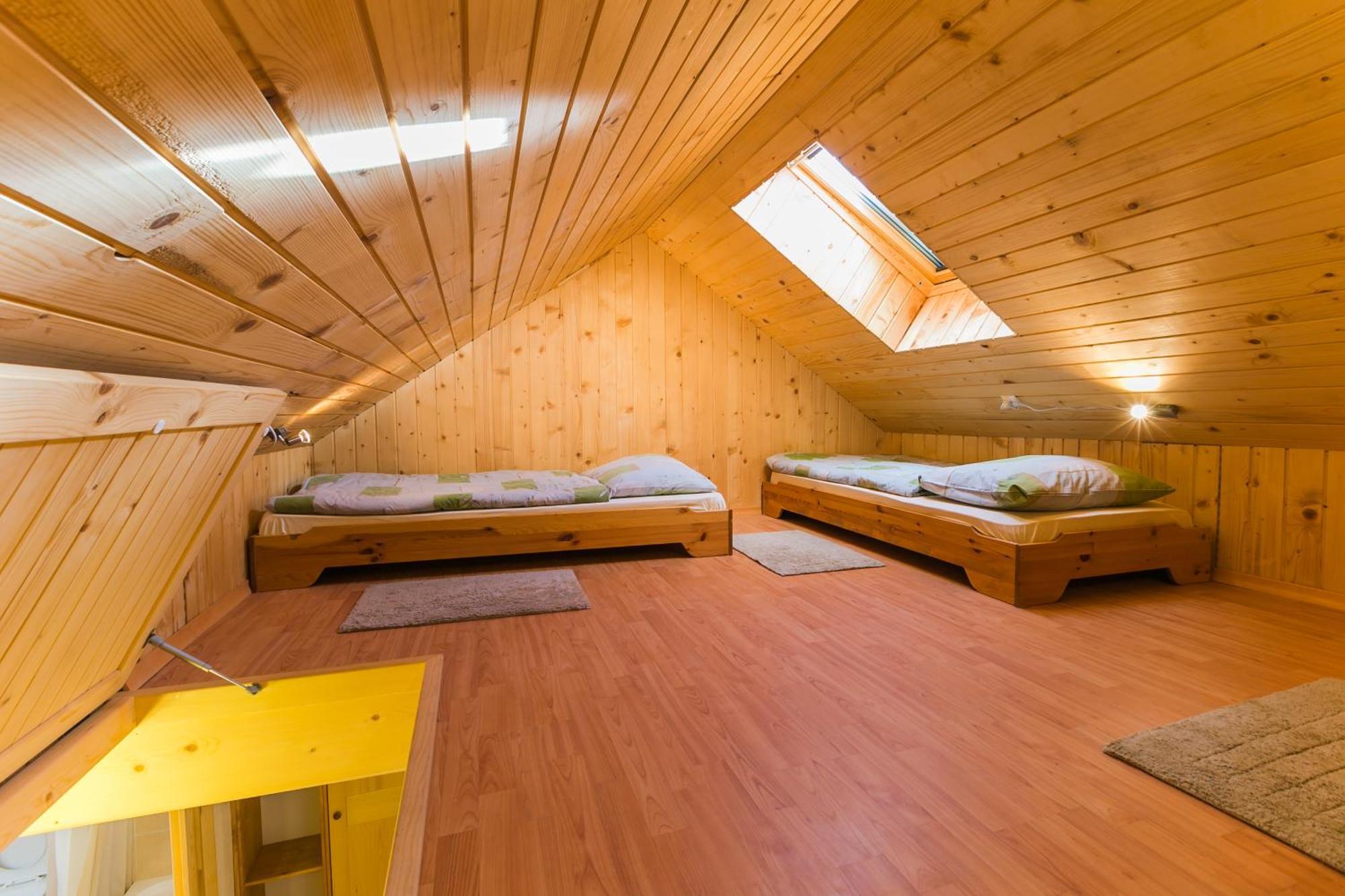 Hotel Ekoturizem Vizencar à Cerklje na Gorenjskem Extérieur photo