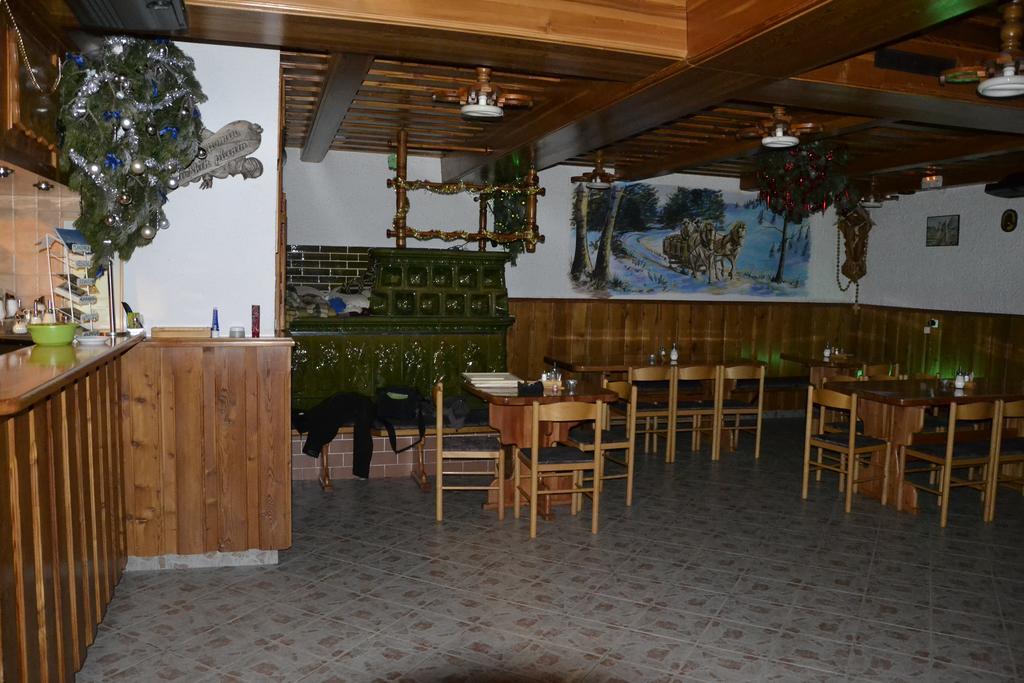 Hotel Ekoturizem Vizencar à Cerklje na Gorenjskem Extérieur photo