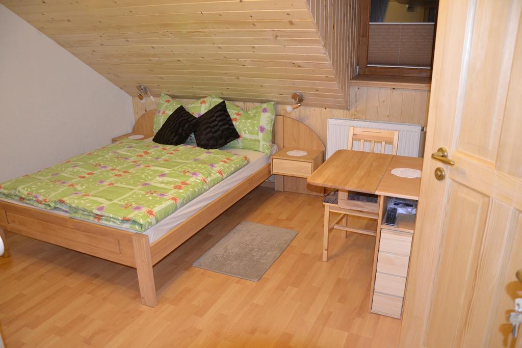 Hotel Ekoturizem Vizencar à Cerklje na Gorenjskem Extérieur photo