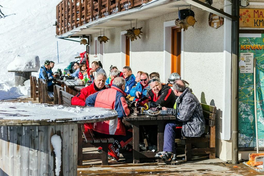Hotel Ekoturizem Vizencar à Cerklje na Gorenjskem Extérieur photo